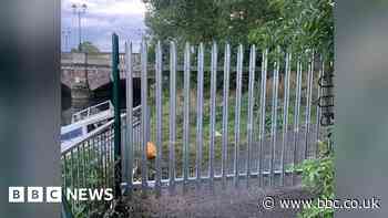 Footpath in Northampton closed without warning