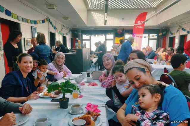 PVDA zamelt met brunch 897 euro in voor slachtoffers natuurrampen