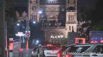 Police shut down roads around Queen's Park ahead of 'potential demonstration'