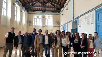 Il tetto pericolante è stato ricostruito: dopo due anni gli alunni del Fleming ritrovano la palestra