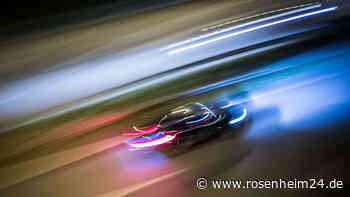 Polizei verfolgt Raser (21) mit Tempo 230 auf der B8 - Endstation Krankenhaus