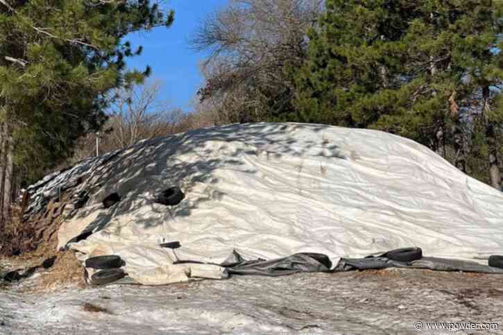 Wisconsin Ski Area Hosting Rail Jam On Preserved Snow