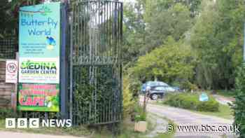 Butterfly World cafe: Inspectors find dead bugs and mouldy food