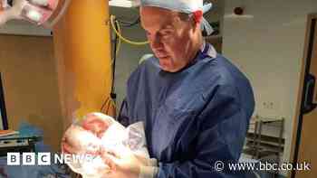 Winchester consultant Martyn Pitman 'victimised over hospital concerns'