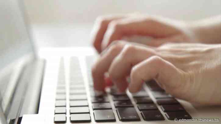 Grande Prairie peace officer charged with child pornography possession