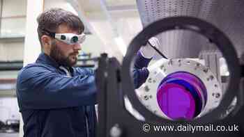 British scientists to build the world's most powerful laser a million, billion, billion times brighter than the sun