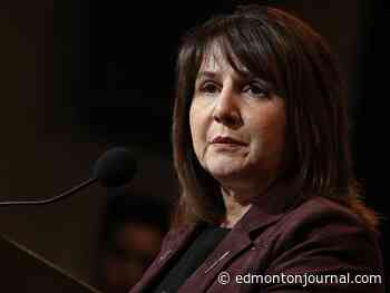 Alberta promises COVID-19 vaccination plan 'soon': health minister