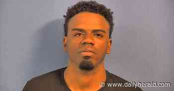 Suspect in attempted robbery of FedEx driver to remain in jail