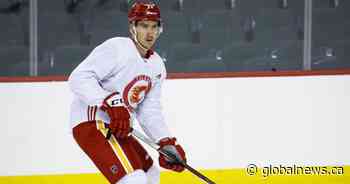 Calgary Flames sign Backlund to contract extension, name him captain