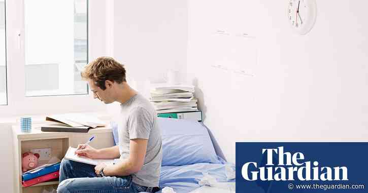 UK university students facing ‘unprecedented rent rises’