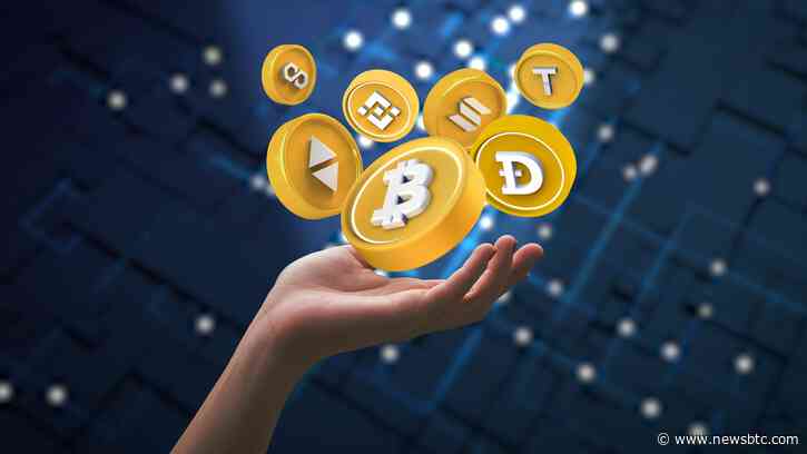 Analyst Presents 4 Charts That Prove Crypto Is Not Dead