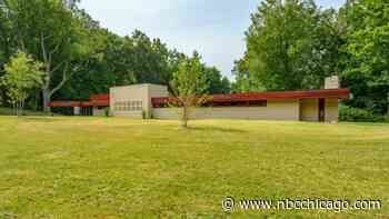 A pair of rare, historic Frank Lloyd Wright houses hit the market, but with a catch