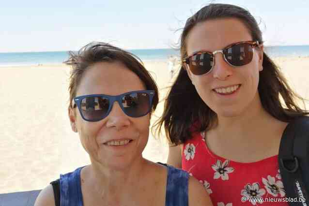 Sophie raakte verlamd op reis, maar heeft nu financiële hulp nodig voor het ziekenhuis: “De ambassade zegt dat ze niets kan doen”