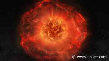 Right before exploding, this star puffed out a sun's worth of mass