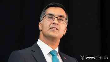 Adil Shamji to withdraw from Ontario leadership race to endorse Bonnie Crombie