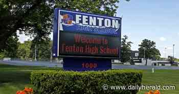 Fenton High School teachers will get 4.9% pay raises under new contract