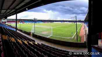 David Hilton: Scunthorpe United owner withdraws funding & club to play away from Glanford Park
