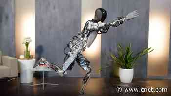 Analyzing the Details in Tesla's Latest Optimus Robot Demo video     - CNET