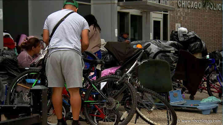 Chicago aldermen question costs incurred by city over migrant shelter staffing