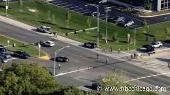 Bicyclist struck by vehicle in suburban Glendale Heights