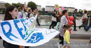 'Don't you dare come back to Bristol' marchers supporting refugees tell far right