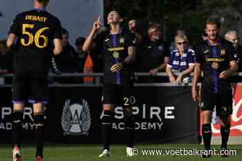 Feest in de kleedkamer van Anderlecht en dat werd nog groter na beslissing van Riemer
