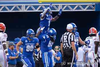 Ray Davis Rushes for Career-High 280 Yards and Scores 4 TDs, Kentucky Dominates No. 22 Florida 33-14