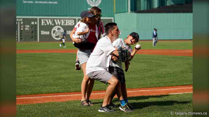 Flames assistant GM Chris Snow dies from ALS complications