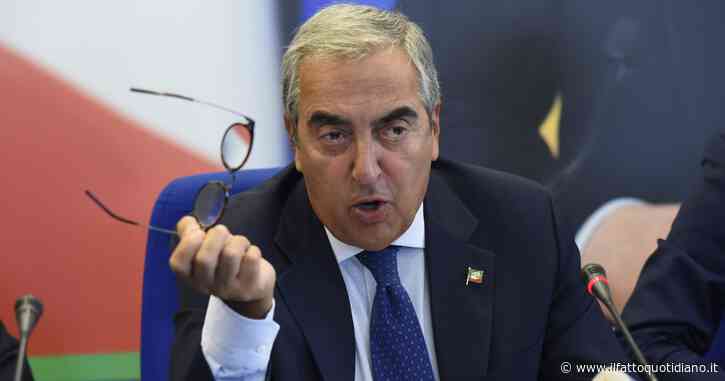 Migranti, Gasparri rispolvera il linguaggio di Berlusconi contro i giudici: “Chi si oppone al governo è nemico della sicurezza del Paese”