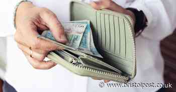 Hunt to confirm national living wage rise to £11 an hour