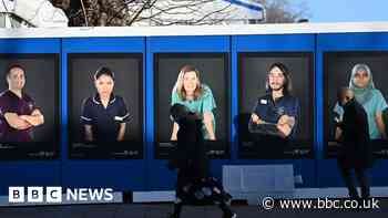 Write off student loans to stop NHS staff leaving in England, experts say