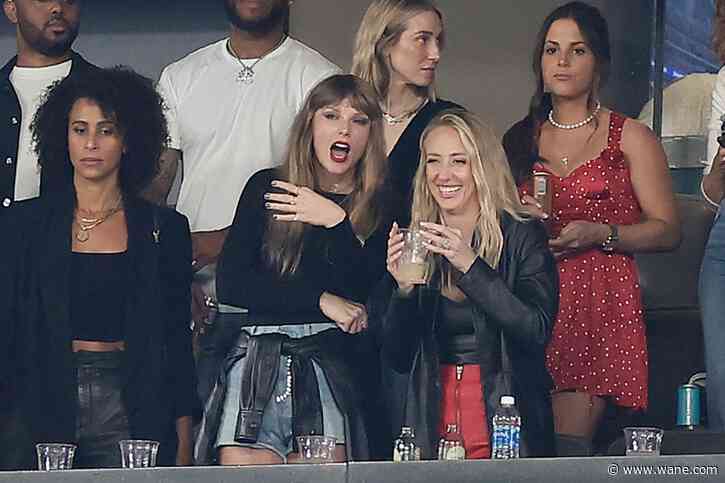 Photos: Taylor Swift watches Travis Kelce's Chiefs take on the Jets at MetLife Stadium