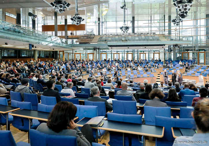 Umbruch, Aufbruch
 - Zukunft Bau Kongress 2023 in Bonn und online