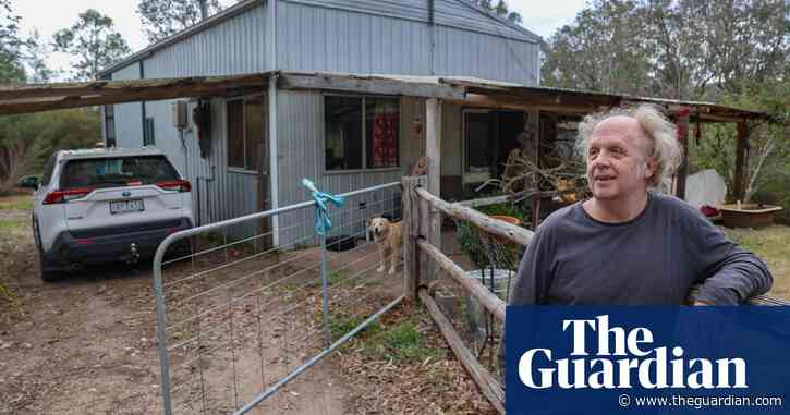 Solar power and a compostable toilet: what it takes to live off the grid in regional Australia