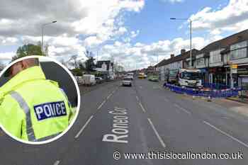 Man taken to hospital after Hornchurch 'road rage assault'