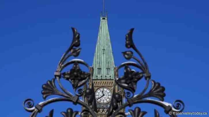 Federal ministers still lack mandate letters, two months after majority shuffled