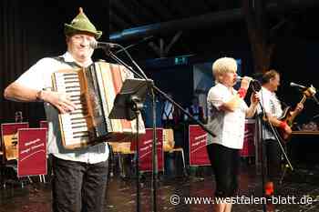 Oktoberwoche: Randfichten sorgen für „Bunten Nachmittag“ in Warburg