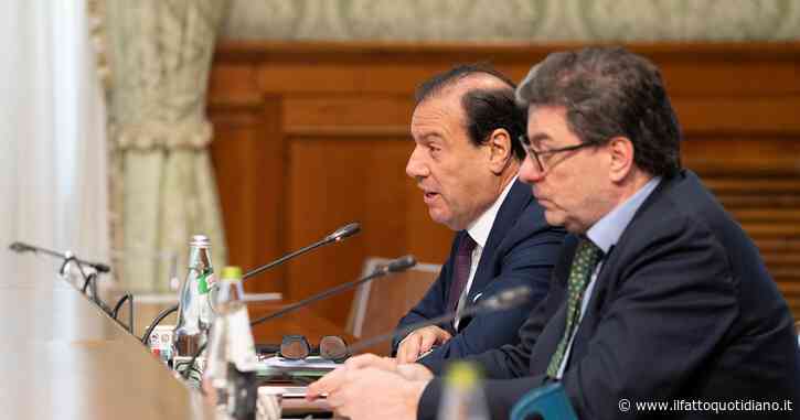 Evasione fiscale, nella Relazione l’impatto della flat tax (che incentiva a nascondere fatturato). Meloni: “Sì all’incrocio delle banche dati”