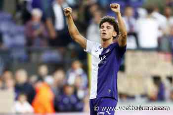 Théo Leoni, het buitenbeentje in het profvoetbal, maar ook in zijn privéleven: "Zonder mij blijft Anderlecht Anderlecht, maar zonder Anderlecht ben ik mezelf niet meer"