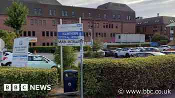 Scunthorpe hospital changes opposed by councillors