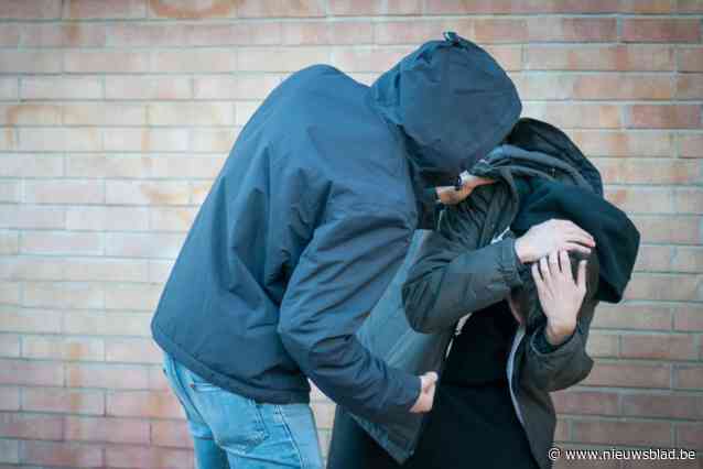 Leerling die medestudent uit jaloezie schedelbreuk slaat, moet 85.000 euro betalen: “Hij is nu ernstig beperkt”