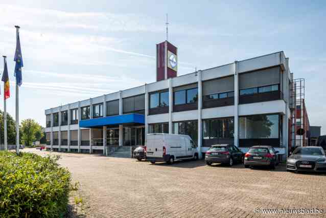 Icefactory laat elke dag 4 miljoen ijsblokjes van de band rollen: “We willen grootste producent van Europa worden”