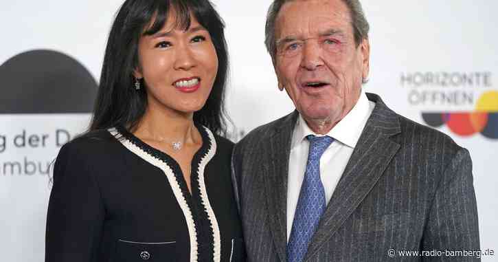 Altkanzler Schröder bei Einheitsfeier