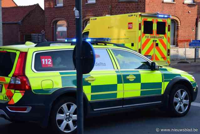 Vrouw remt voor MUG-dienst, achterligger kan wagen niet meer ontwijken