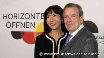 „Verstörend“: Gerhard Schröder bei Einheitsfeier in Hamburg