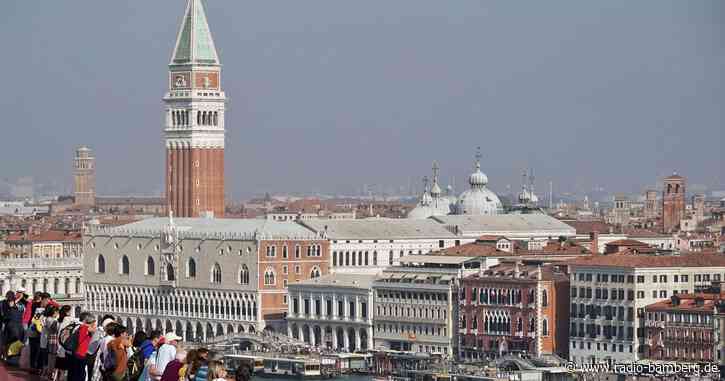 Mindestens 20 Tote bei Busunglück in Venedig zu befürchten