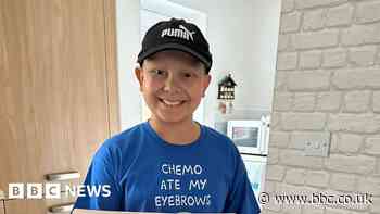 Football players respond to boy's amputee toast challenge