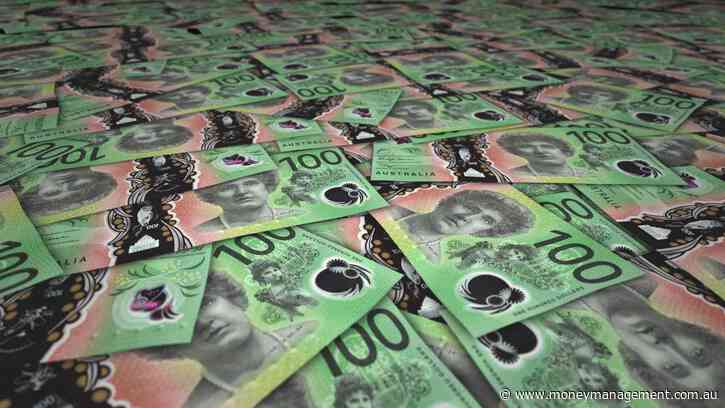 Which platforms saw double-digit FUM rises in FY23?