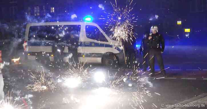 Feuerwerks-Verbot gegen Silvester-Krawalle gefordert