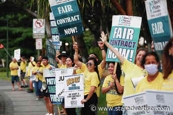 Queen’s specialized nurses picket for better contract